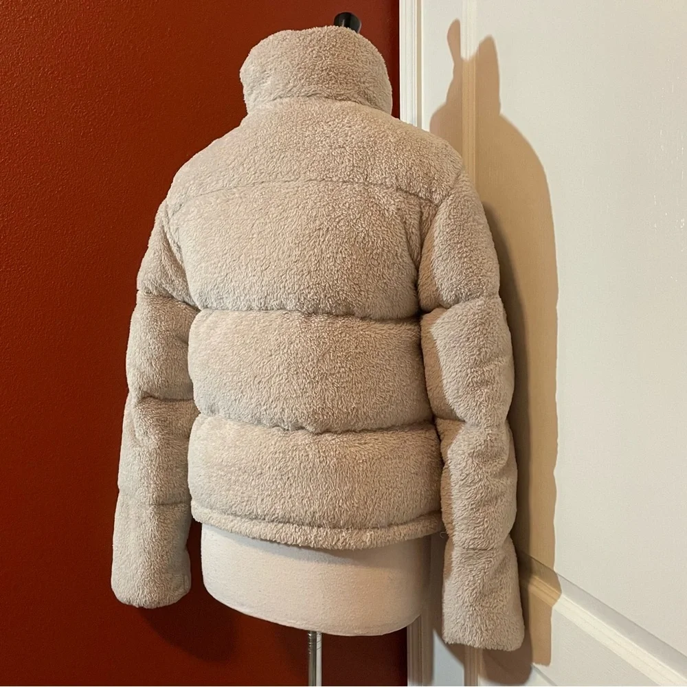 TNA Women’s Aritzia‎ The Super Puff 700+ Fill Down Brown Teddy Full Zip Jacket - Picture 6 of 6